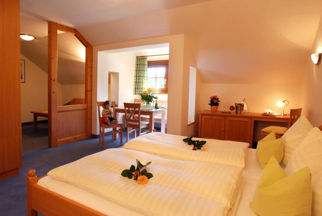 روسباخ أم باس غشوت Dachstein West Hotel Gmbh-Kirchenwirt Russbach المظهر الخارجي الصورة
