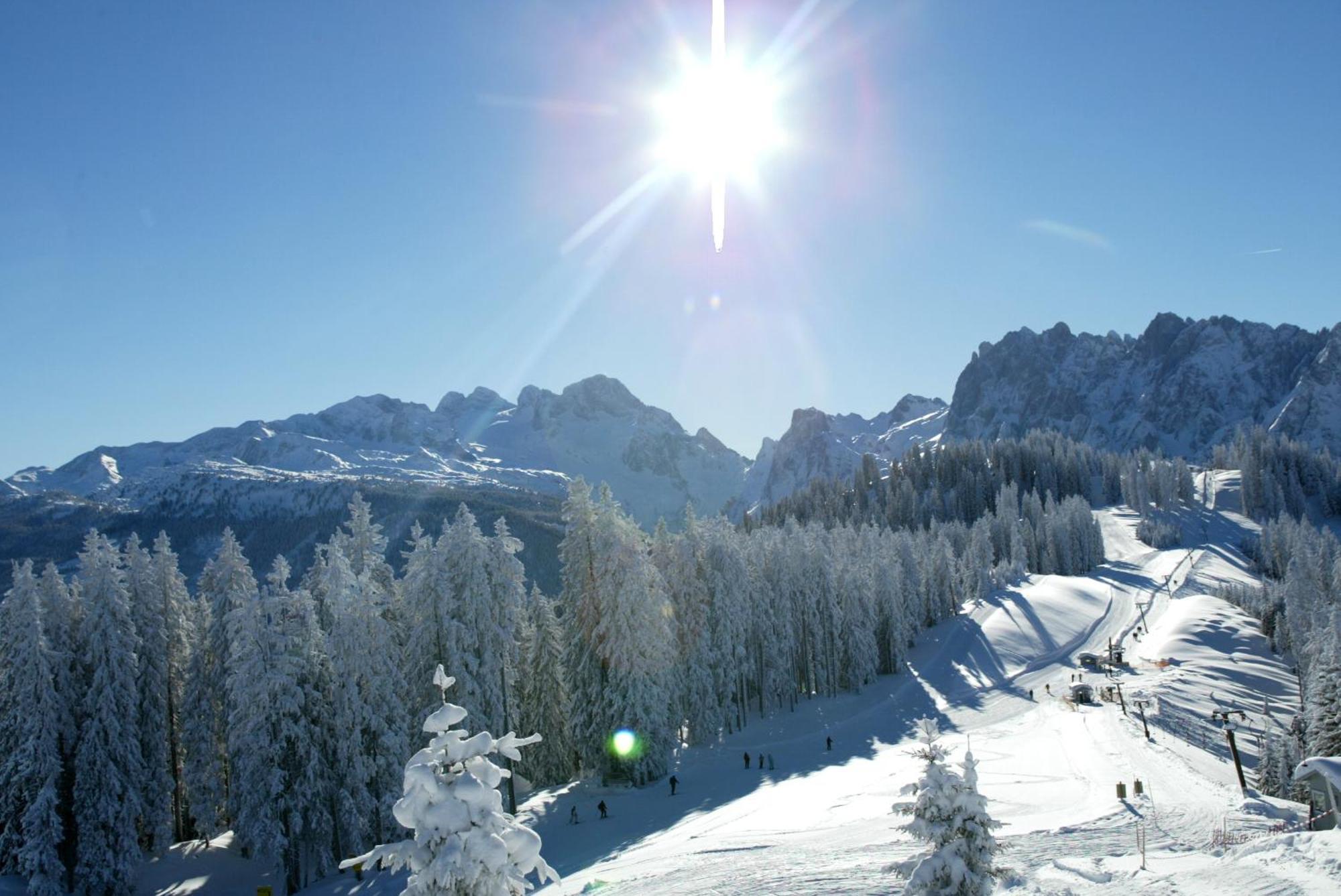 روسباخ أم باس غشوت Dachstein West Hotel Gmbh-Kirchenwirt Russbach المظهر الخارجي الصورة