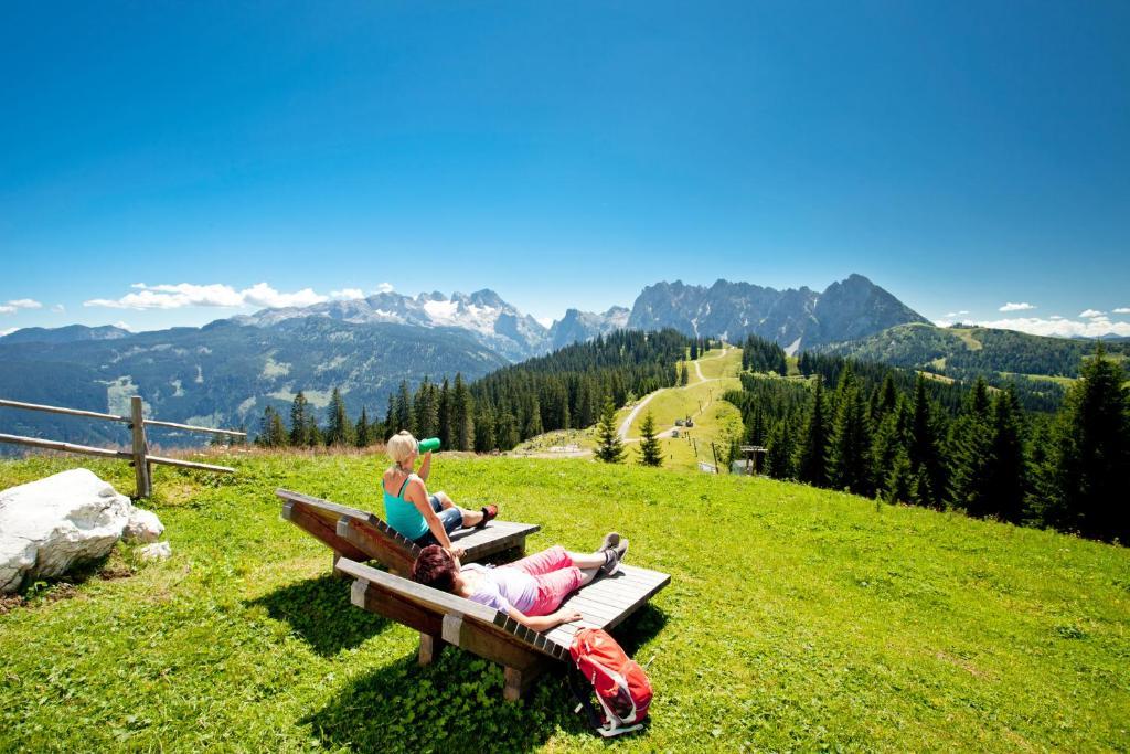 روسباخ أم باس غشوت Dachstein West Hotel Gmbh-Kirchenwirt Russbach المظهر الخارجي الصورة