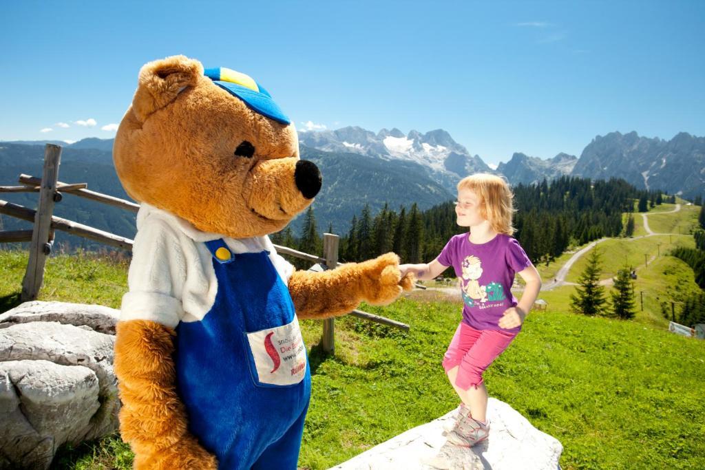 روسباخ أم باس غشوت Dachstein West Hotel Gmbh-Kirchenwirt Russbach المظهر الخارجي الصورة